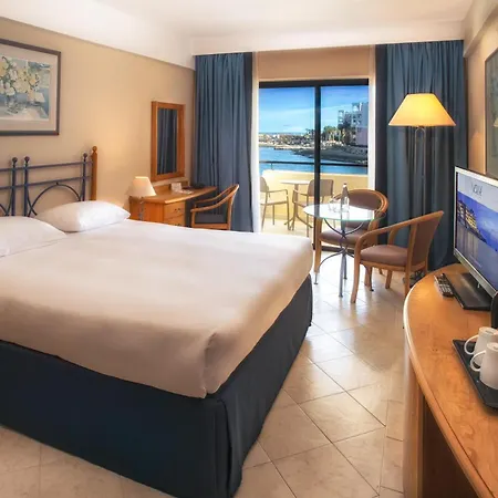 Verdi St George's Bay Marina Szálloda 4*