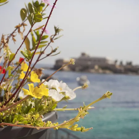 Verdi St George's Bay Marina 4* San Ġiljan