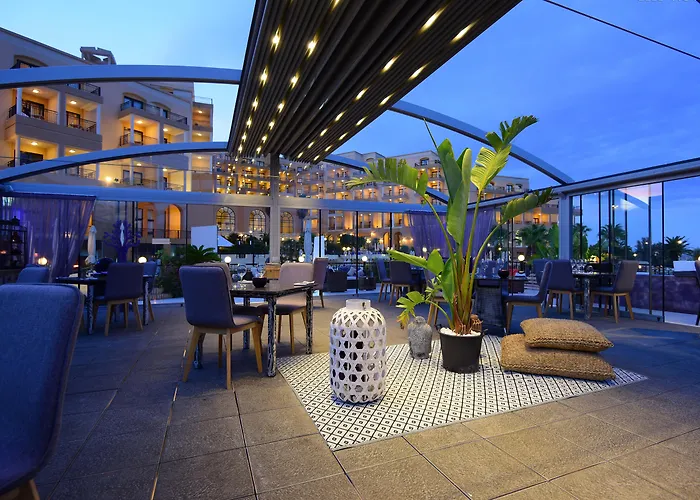 Verdi St George's Bay Marina Hotel