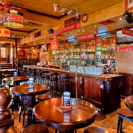 马耳他科林西亚海滩海滨度假酒店 Saint Julian's