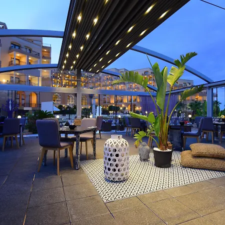 Verdi St George's Bay Marina Hotel