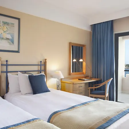 Verdi St George's Bay Marina Hotel