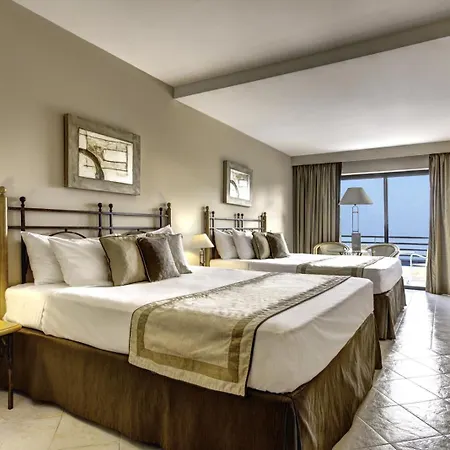 Verdi St George's Bay Marina 4* Saint Julian's