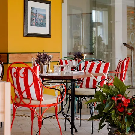 Verdi St George's Bay Marina Saint Julian's