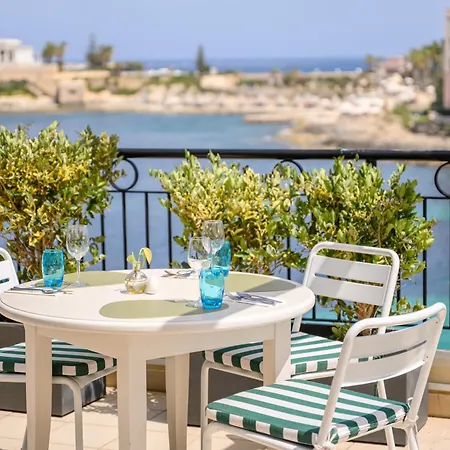 Verdi St George's Bay Marina 4* Saint Julian's