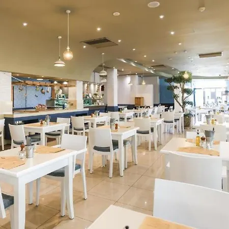 Verdi St George's Bay Marina Hotel