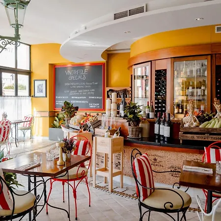 Verdi St George's Bay Marina Hotel San Giuliano