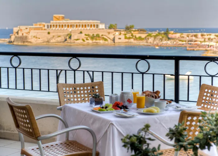 Verdi St George's Bay Marina Hotel