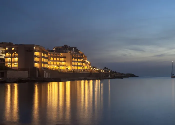 Verdi St George's Bay Marina Hotel