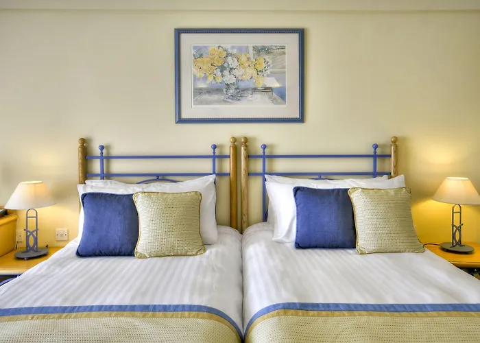 Verdi St George's Bay Marina Hotel