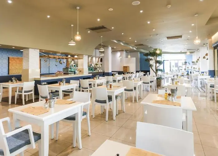 Verdi St George's Bay Marina Hotel