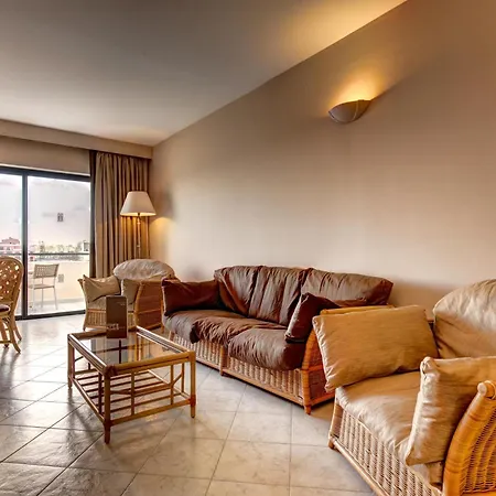 Verdi St George's Bay Marina 4* St. Julian's