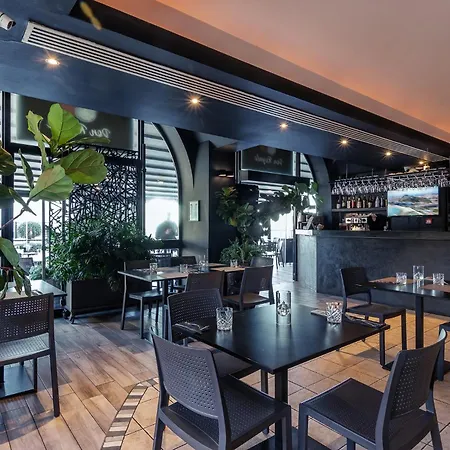 Verdi St George's Bay Marina Hotel Saint Julian's