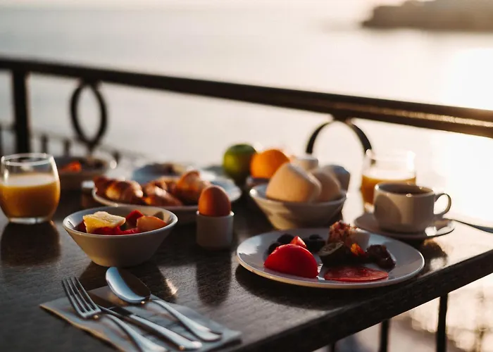 Verdi St George's Bay Marina San Ġiljan