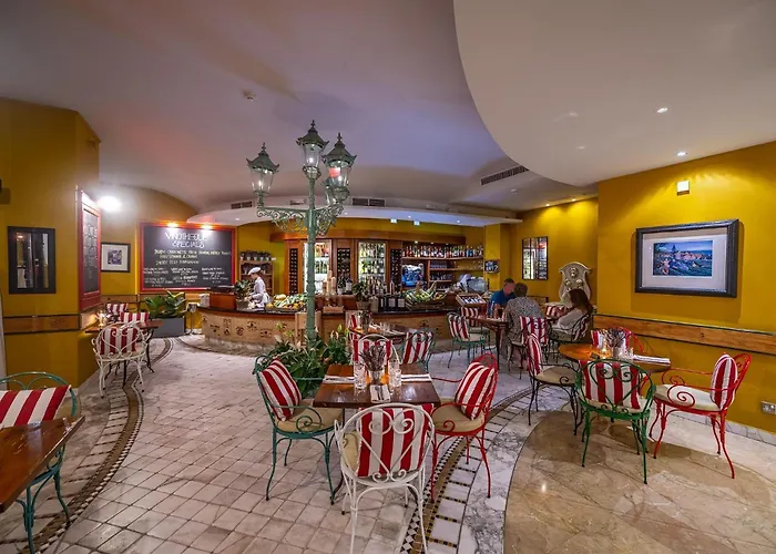 Hotel Verdi St George's Bay Marina 4*