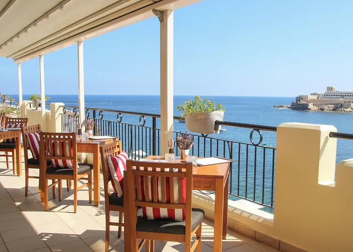 Verdi St George's Bay Marina Hotel San Ġiljan